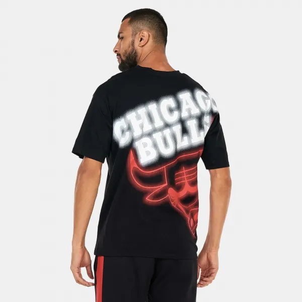 Camiseta Chicago Bulls Logo Neon New Era Oversized