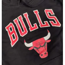 Sudadera New Era de los Bulls