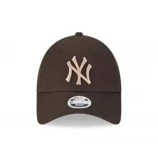 Gorra New York Yankees Essentials marrón