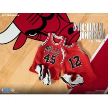 Figura de Michael Jordan con los Bulls de Enrterbay frontal equipaciones