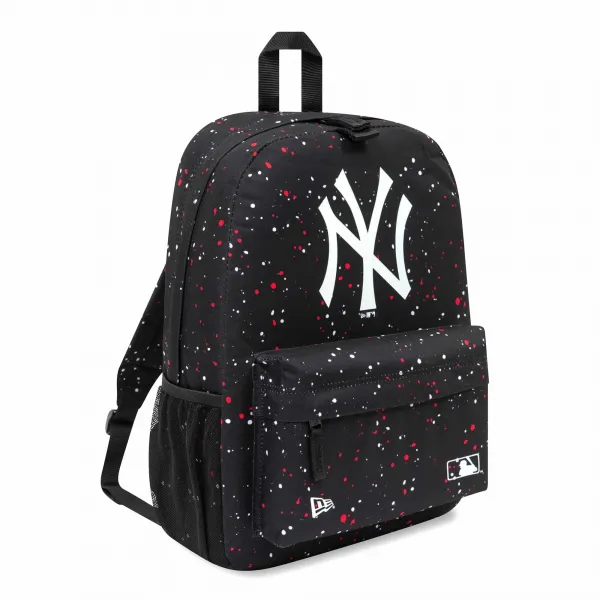 Mochila New York Yankees MLB AOP Stadium negra de New Era lateral