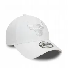 Gorra Bulls 9Forty NBA Essential blanca New Era.