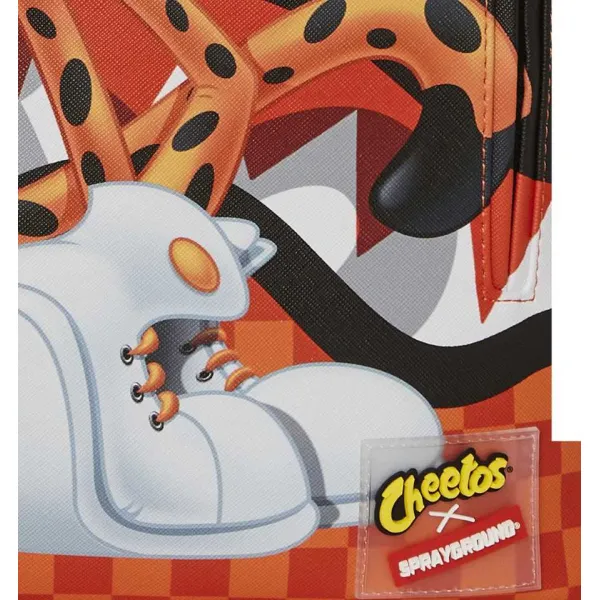 Mochila Sprayground Cheetos colaboracion exclusiva detalle