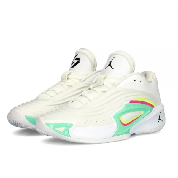 Zapatillas Air Jordan Luka 3 Photo Finish blancas frente