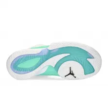 Zapatillas Air Jordan Luka 3 Photo Finish blancas suela